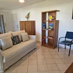 Aux Aigrettes A Sainte Anne, T3 Tout Confort, Piscine, Reserve D\'Eau, Proche De La Plage De Bois-Jolan