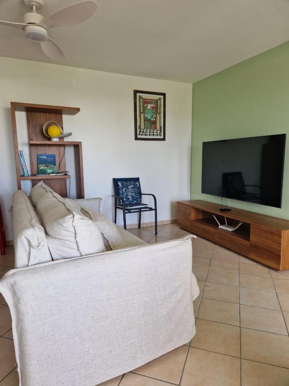 Appartement Aux Aigrettes A Anne, T3 Confort, Piscine, Reserve D'eau, Proche De La De Bois-jolan