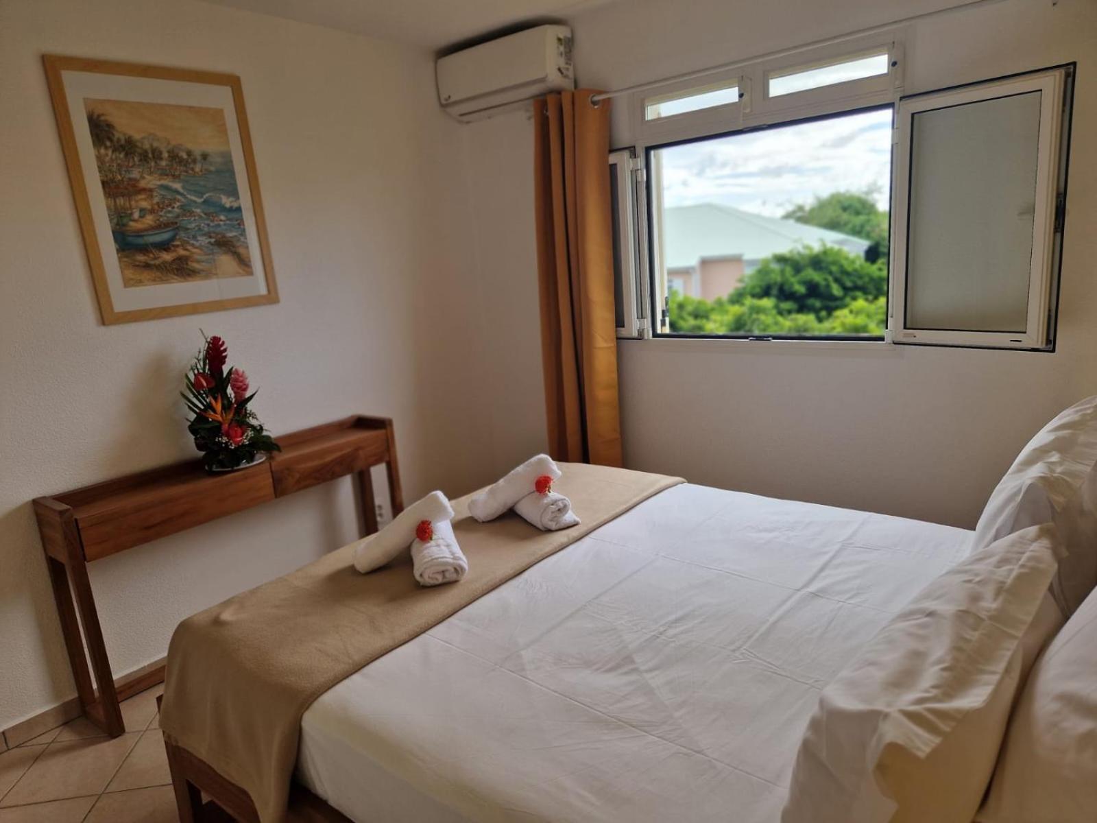Appartement Aux Aigrettes A Anne, T3 Confort, Piscine, Reserve D'eau, Proche De La De Bois-jolan